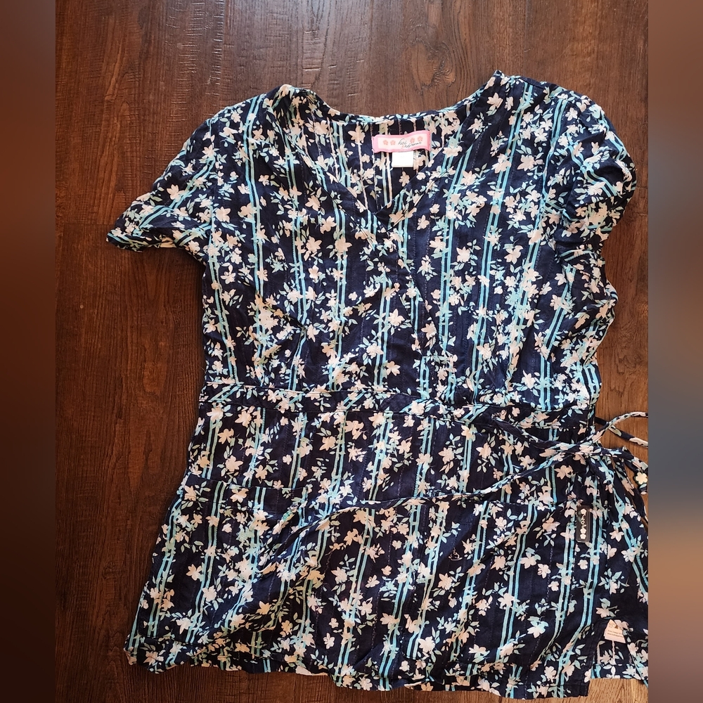 Kio Scrub Top MEDIUM